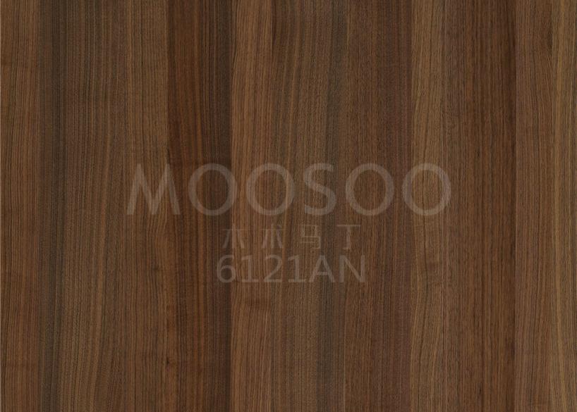 Paranna sisustusta mustan pähkinän esivalmistetuilla puupaneeleilla